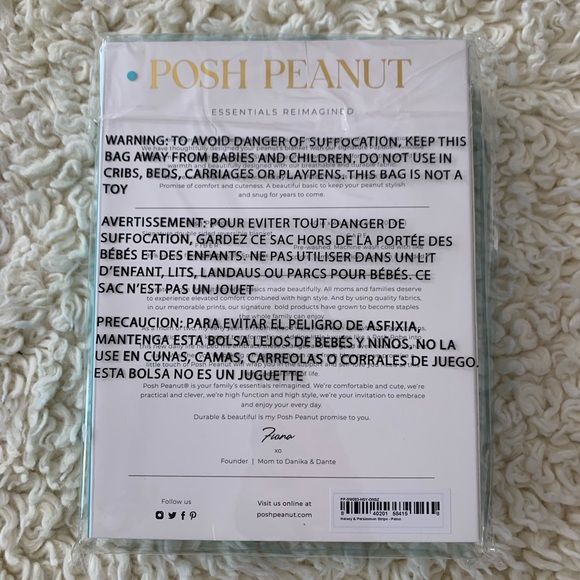 Posh Peanut Reversible Patoo / Blanket - NIB - Picture 2 of 3